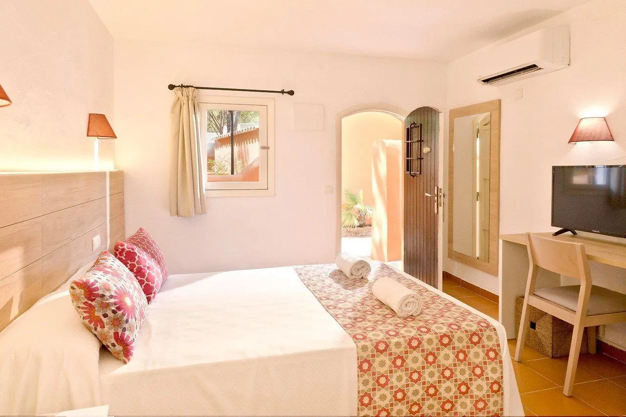 Fergus Style Punta Arabi Hotel Es Canar