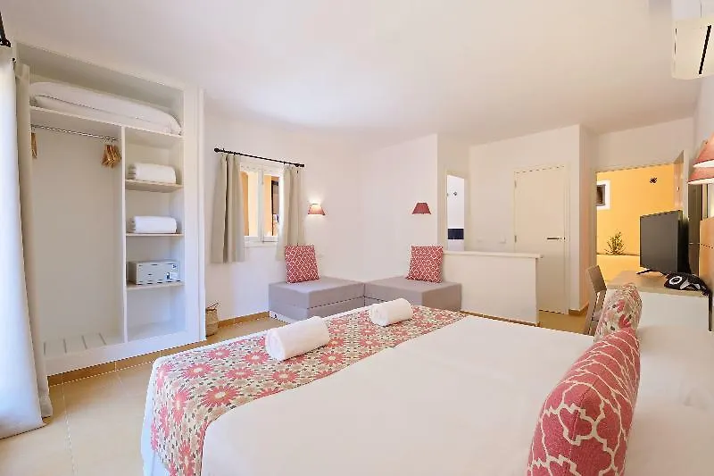 Fergus Style Punta Arabi Hotel Es Cana 4*,